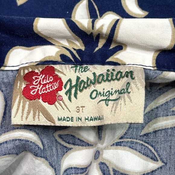 Hilo Hatties Blue Short Sleeve Button Up Shirt Size 3T - Picture 3 of 5